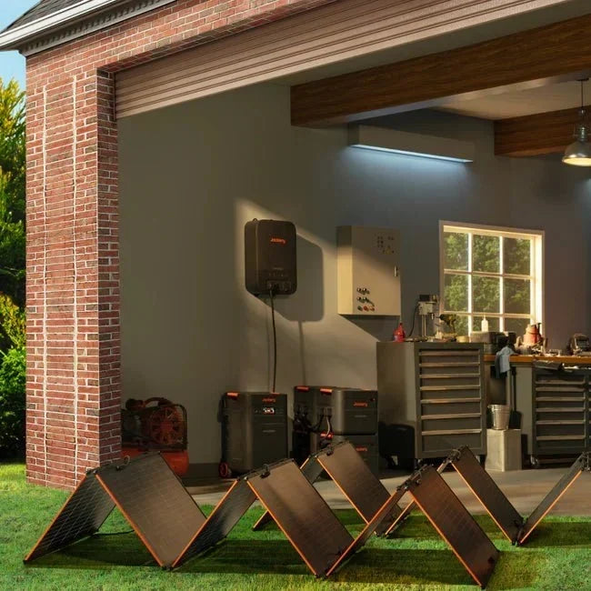 Jackery Explorer 5000 Plus Solar Generator + 2 x SolarSaga 500 X